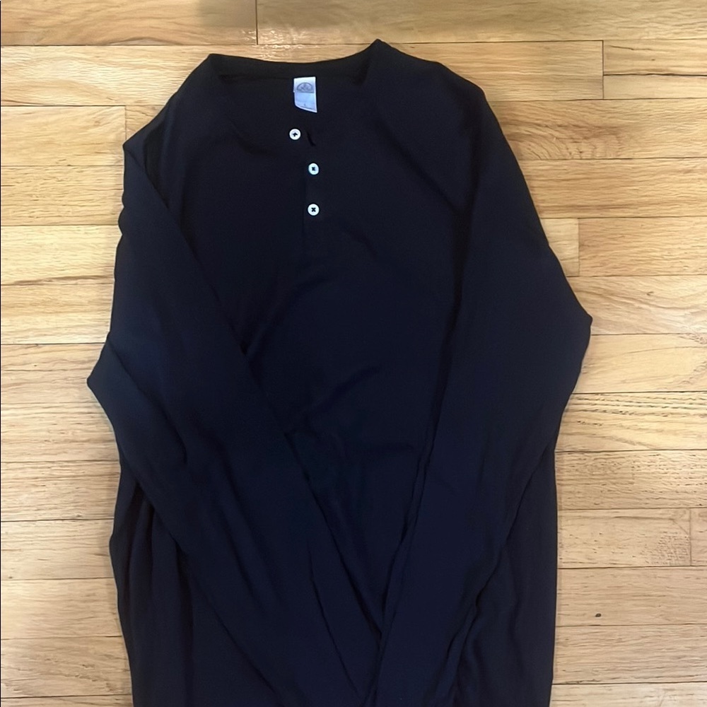 Alternative Men’s Black Long Sleeve Size Large